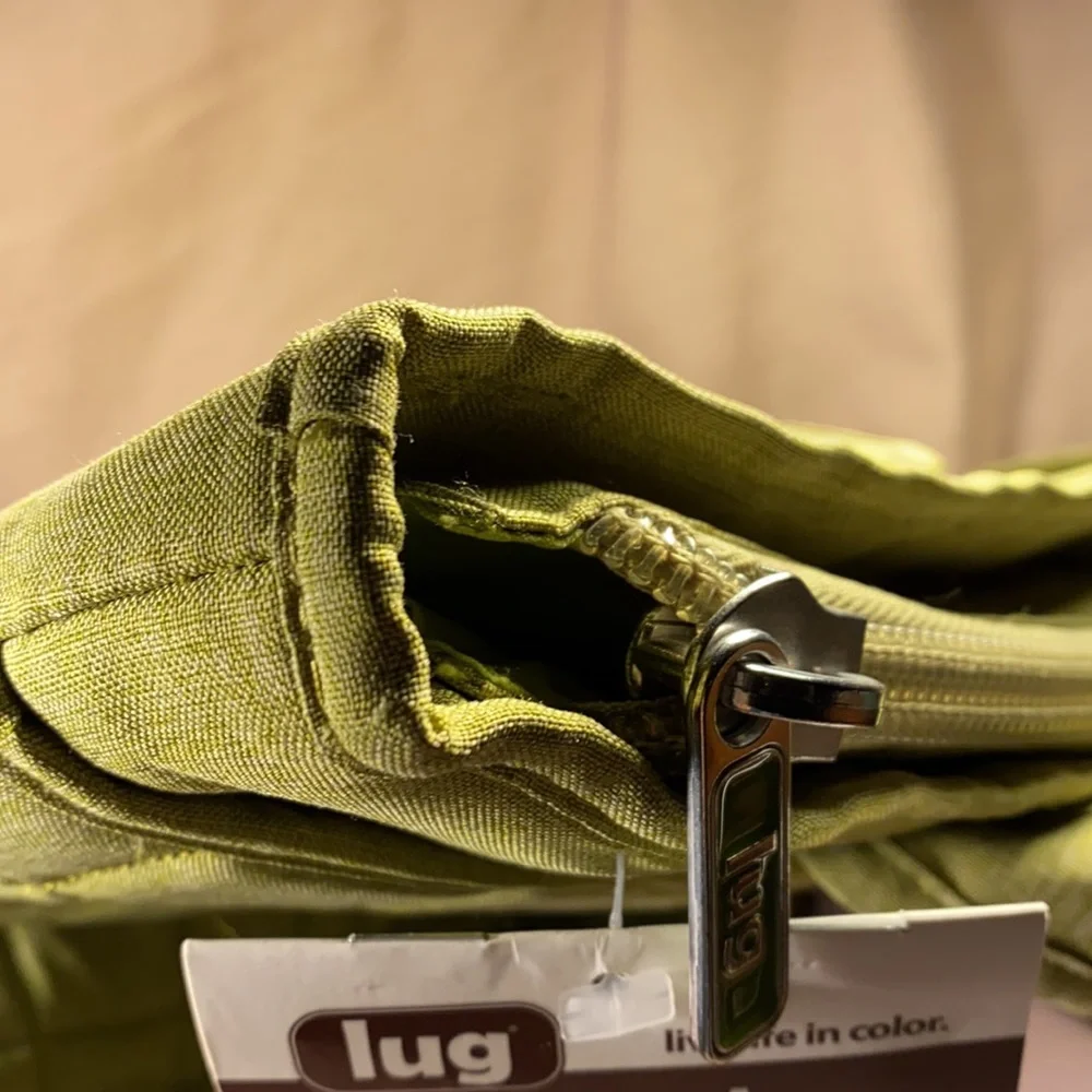 NWT Lug taxicab full tote- best one ever!